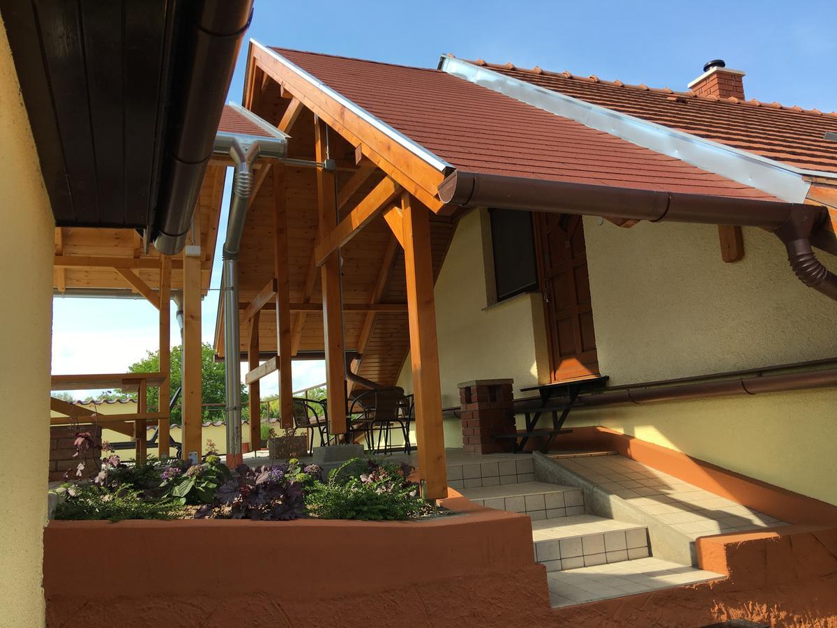 Villa Teleki エクステリア 写真